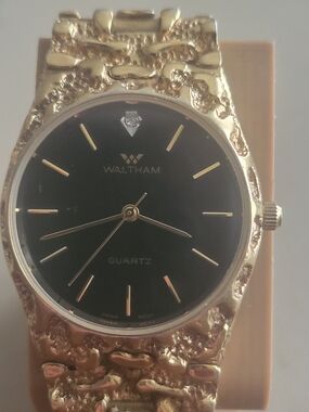 Vtg Waltham Goldtone/Black Diamond Nugget Style Men's Watch